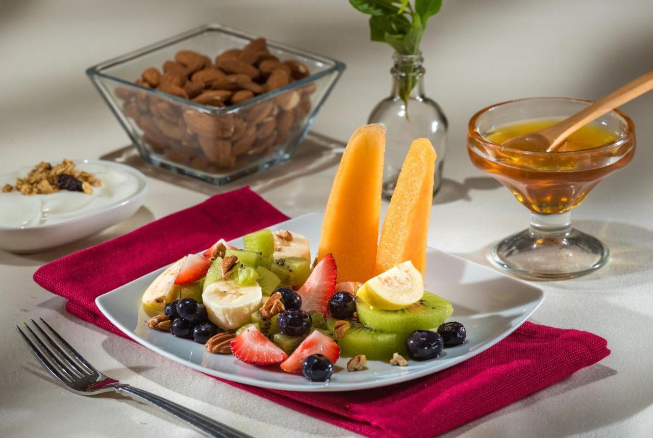 Safi Royal Luxury Metropolitan Hotell San Pedro Garza Garcia Eksteriør bilde Fruit salad