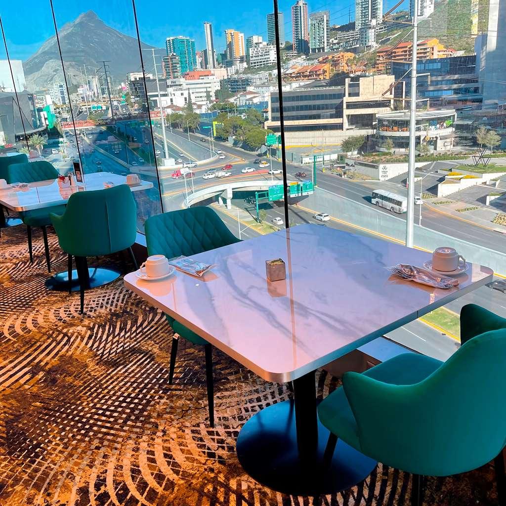 Safi Royal Luxury Metropolitan Hotell San Pedro Garza Garcia Restaurant bilde Skyline Lounge at LAX